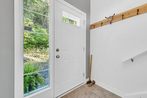 1018C Leisure LN, Frontenac, ON K0H 1K0