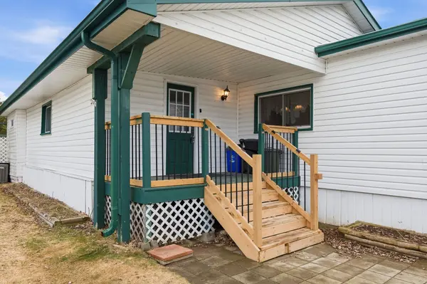 203 Lynn CRES, Hamilton Township, ON K9A 0X9