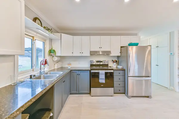 1095 Slab ST, Centre Hastings, ON K0K 2K0