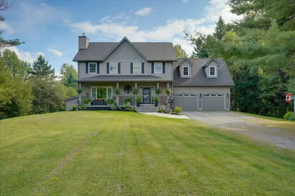 23 Thomas CRES, Huntsville, ON P1H 2M3