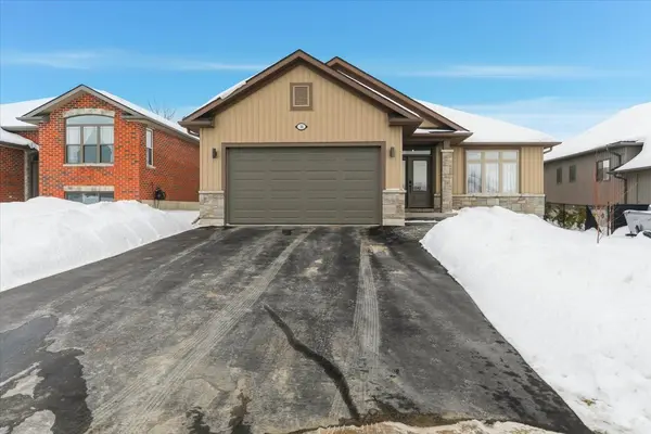 34 Rosewood DR, Quinte West, ON K0K 2C0