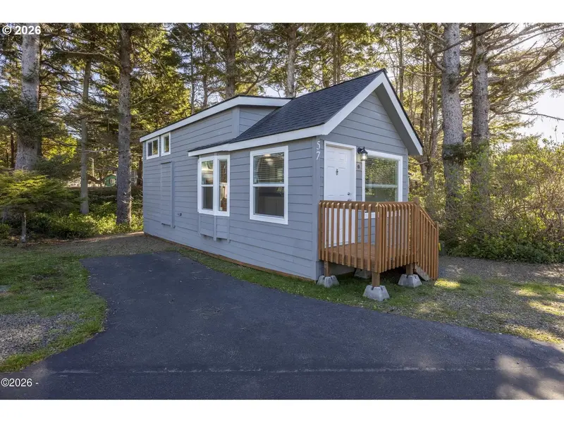 4875 N Hwy 101 #57, Depoe Bay, OR 97341