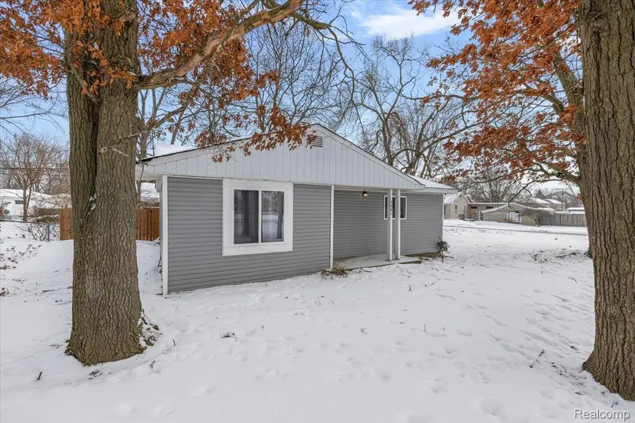 3061 Culbertson AVE, Rochester Hills, MI 48307