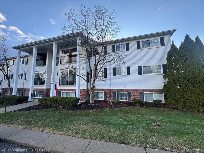 440 Baldwin, Rochester, MI 48307