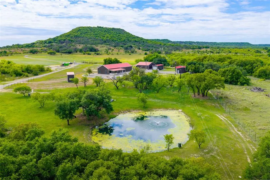 3021 Fm-1689, Comanche, TX 76442