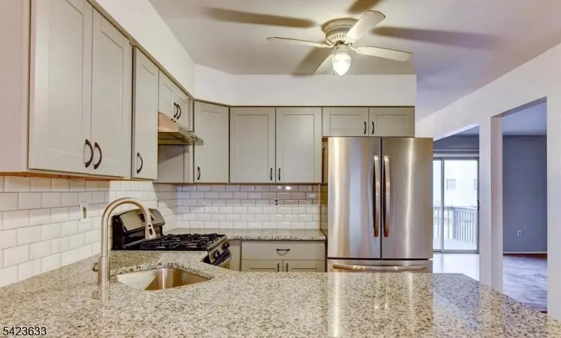 115 Salem Rd, North Brunswick Twp., NJ 08902