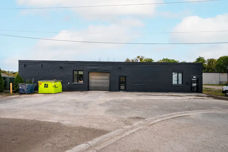 35 Haggert AVE S, Brampton, ON L6Y 2C2