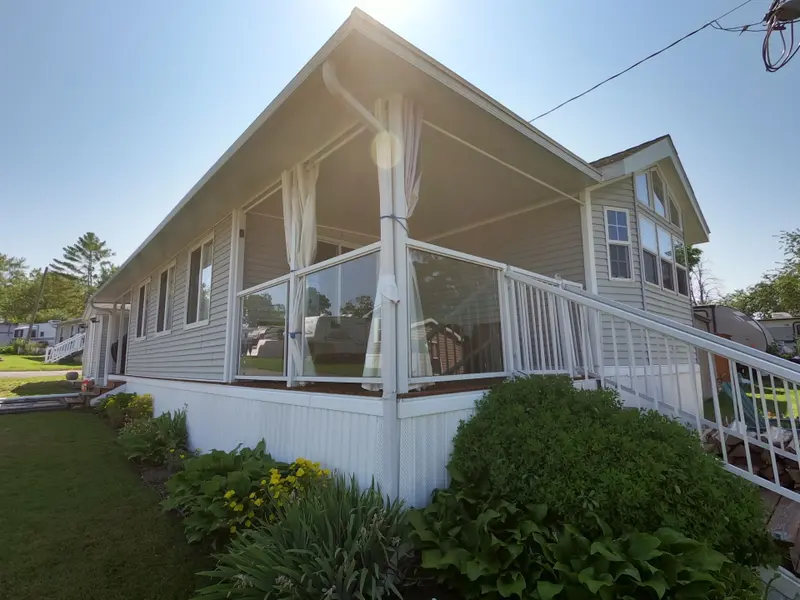 14 Pioneer DR, Otonabee-south Monaghan, ON K0L 2G0