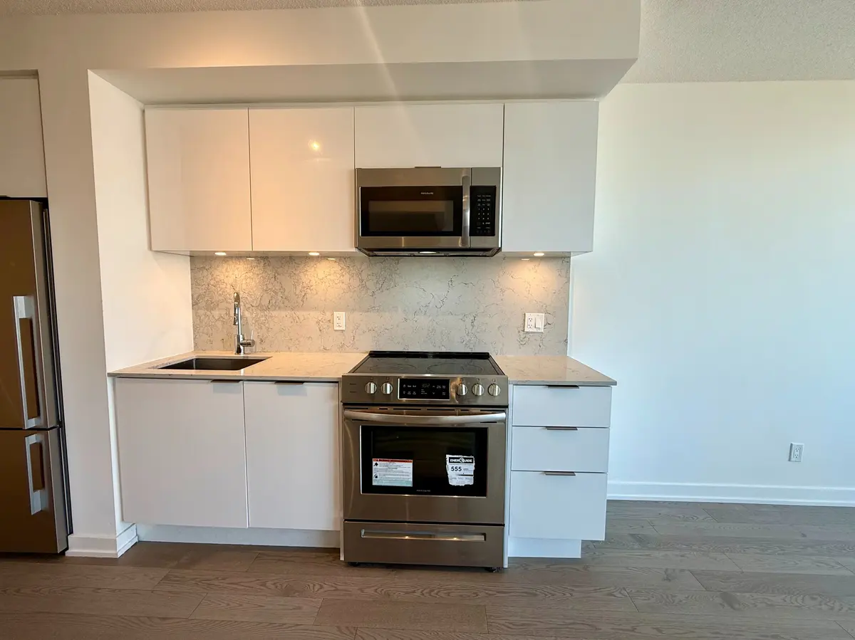 25 Richmond ST E #2114, Toronto C08, ON M5C 0A6