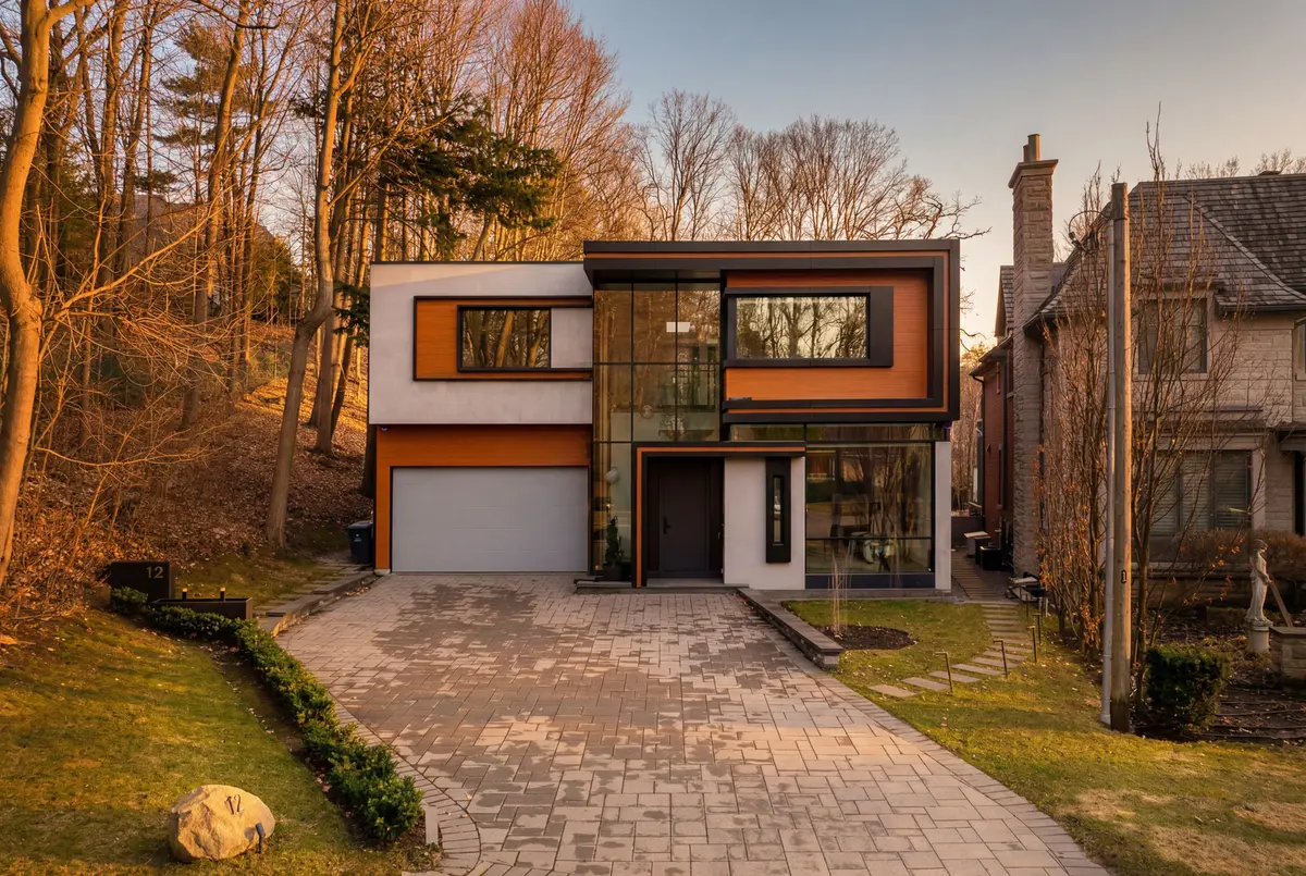 12 Winton RD, Toronto C12, ON M4N 3E3
