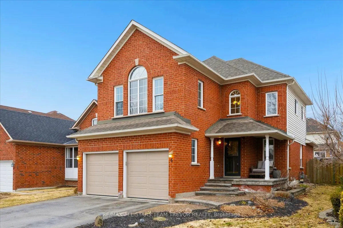 6 Joliette PL, Georgina, ON L4P 3Y9