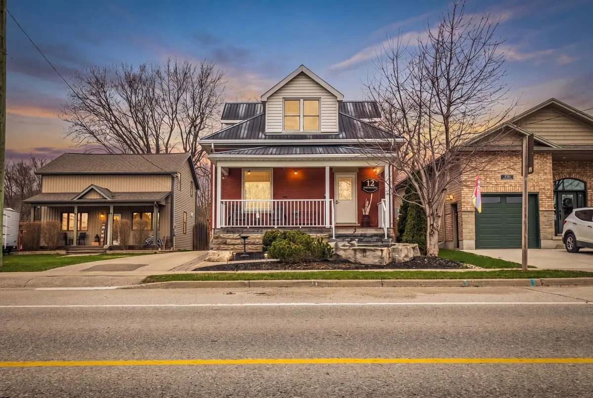 12 Oxford ST E, Blandford-blenheim, ON N0J 1G0