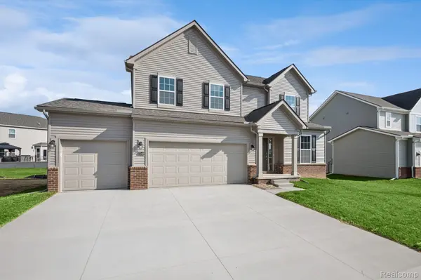 27148 Silo DR, Saline, MI 48176