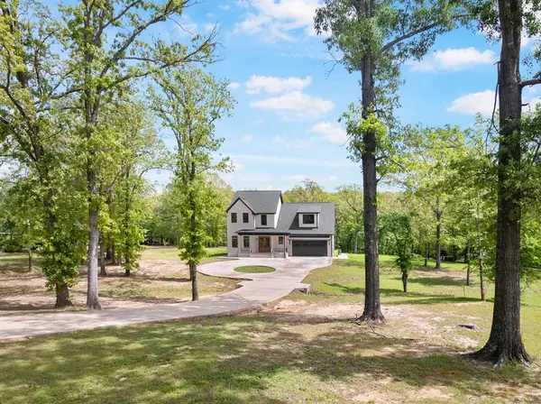 1013 County Road 4420, Mount Pleasant, TX 75455