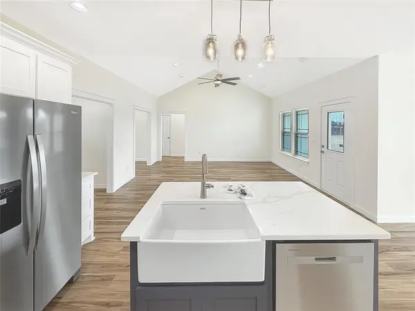 6472 Old Clarksville Road, Reno, TX 75462