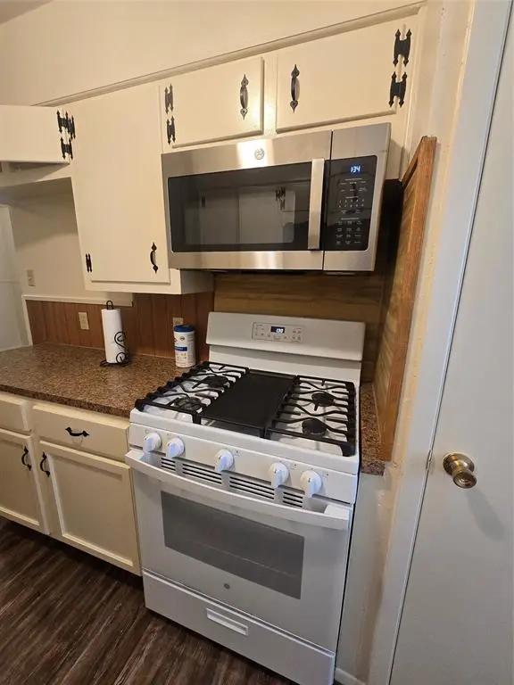 711 N 59th Street, Waco, TX 76710