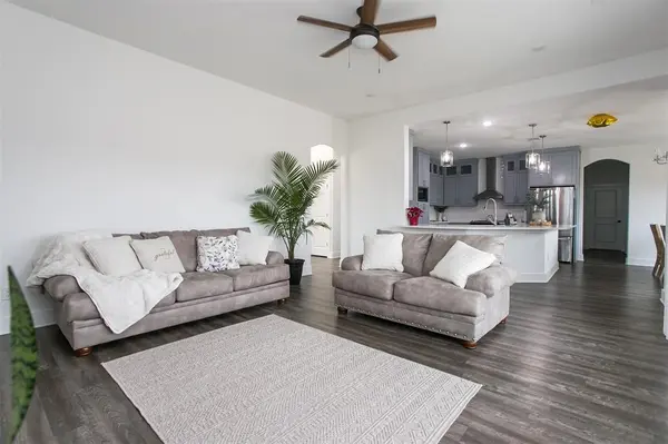 1006 Johnson Trail, Bells, TX 75414