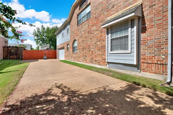 3217 Tearose Drive, Richardson, TX 75082