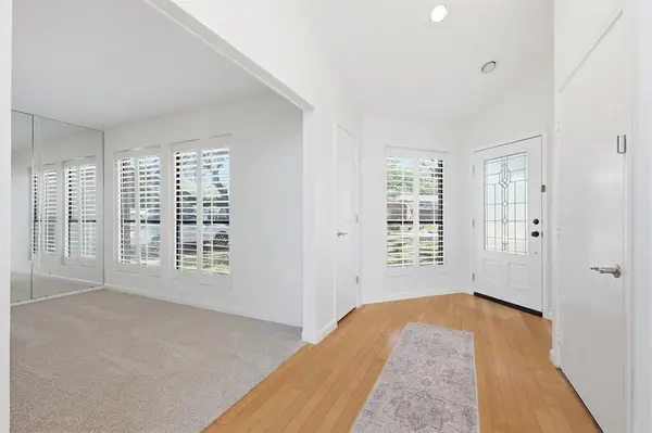 3718 Wooded Creek Drive, Farmers Branch, TX 75244