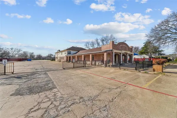 501 NE 31st Street, Grand Prairie, TX 75050