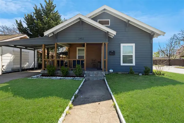 2452 W Brooklyn Avenue, Dallas, TX 75211