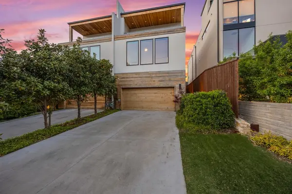 3517 Edgewater Street, Dallas, TX 75205