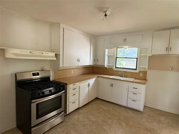 1602 SE 11th Avenue, Mineral Wells, TX 76067