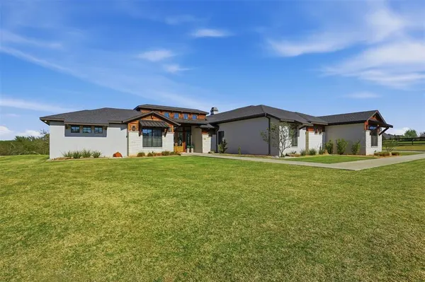 9104 Sirius Lane, Godley, TX 76044