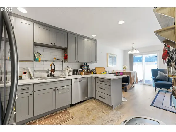 83 SE 176TH PL, Portland, OR 97233