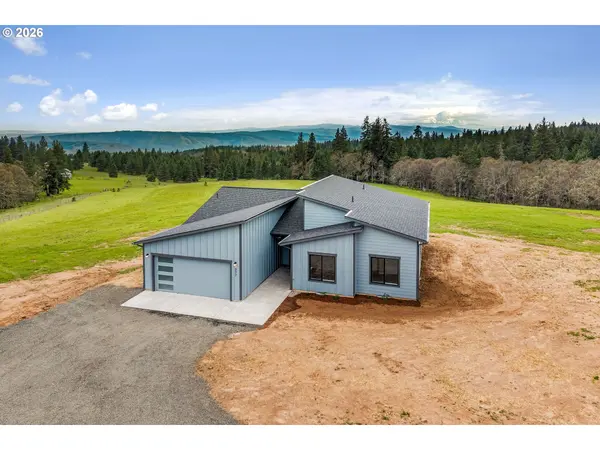 377 Johnson RD, Lyle, WA 98635