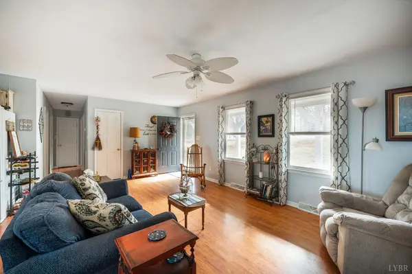 3105 Horseshoe RD, Appomattox, VA 24522