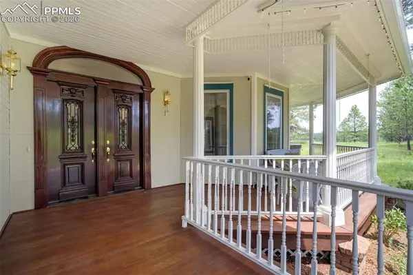 20252 W Elk Creek DR, Colorado Springs, CO 80908