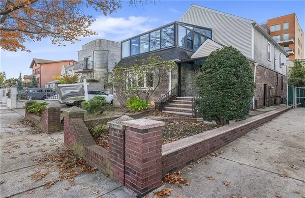 130 Amherst ST, Brooklyn, NY 11235