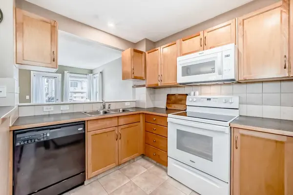 137 Luxstone WAY SW, Airdrie, AB T4B3C2