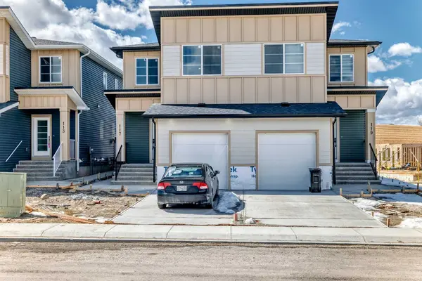 117 Baysprings GDNS SW, Airdrie, AB T4B 5C6