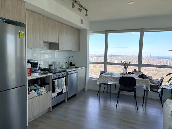 395 Bloor ST E #4010, Toronto C08, ON M4W 1H7