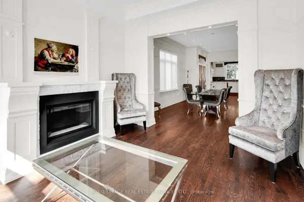 538 Melrose AVE, Toronto C04, ON M5M 2A3