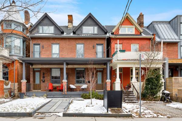 221 Crawford ST, Toronto C01, ON M6J 2V5