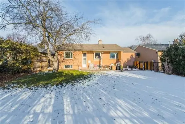 64 Wallingford RD, Toronto C13, ON M3A 2T9