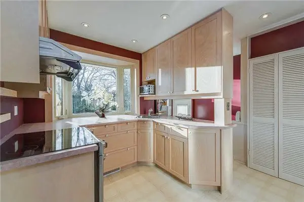 64 Wallingford RD, Toronto C13, ON M3A 2T9