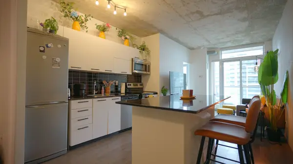 150 Sudbury ST #1014, Toronto C01, ON M6J 3S8