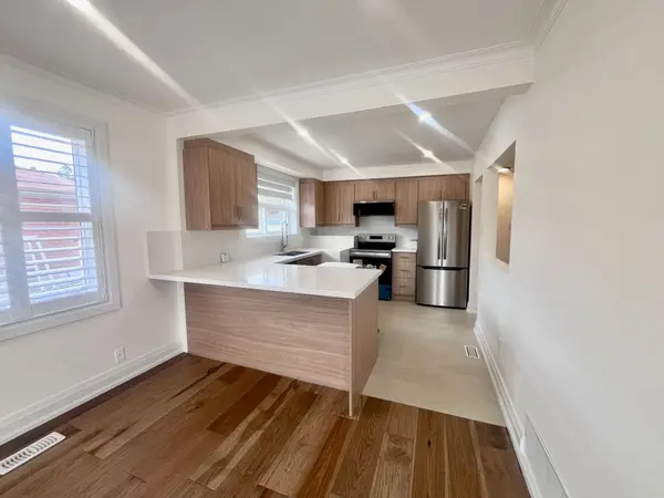 22 Frolick CRES, Toronto E09, ON M1G 3E7