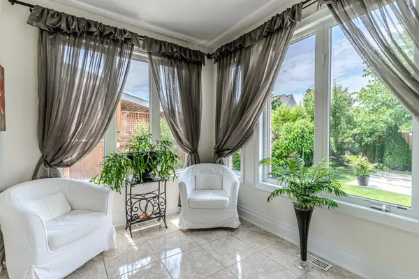 1746 Angus ST, Innisfil, ON L9S 4X2