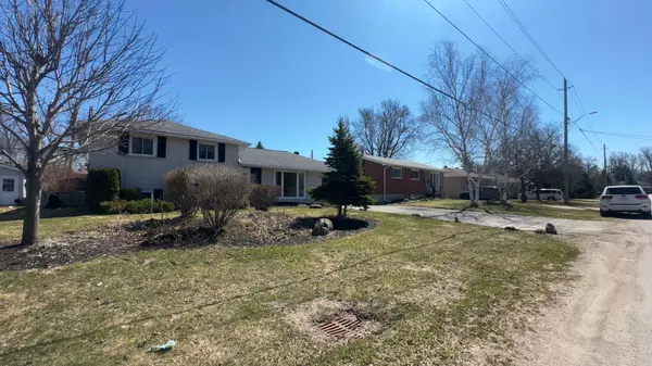 641 Oak ST, Collingwood, ON L9Y 2Z7