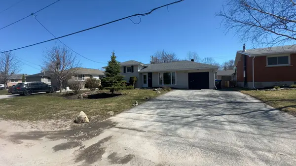 641 Oak ST, Collingwood, ON L9Y 2Z7