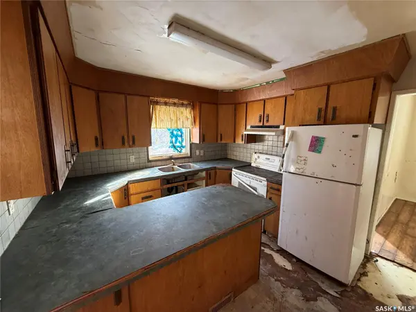 801 Nipawin ROAD W, Nipawin, SK S0E 1E0