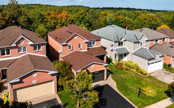 174 Lisa Marie DR, Orangeville, ON L9W 4P7