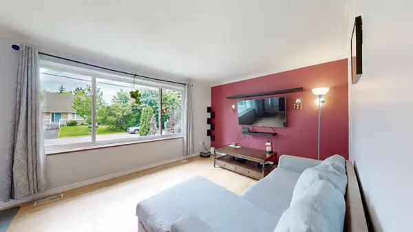 3392 Sonja RD, Mississauga, ON L4T 1R1