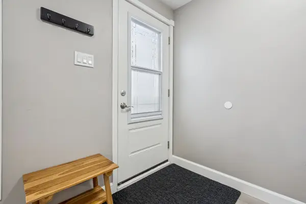 86 Burns DR #8, Guelph, ON N1H 6V9