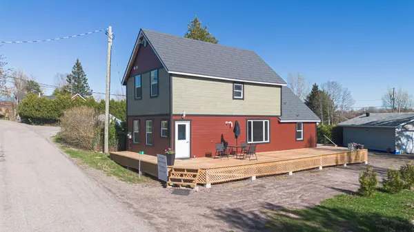 1 Holland AVE, Parry Sound Remote Area, ON P0G 1B0